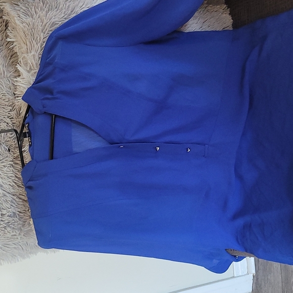 Blouse - Picture 2 of 3